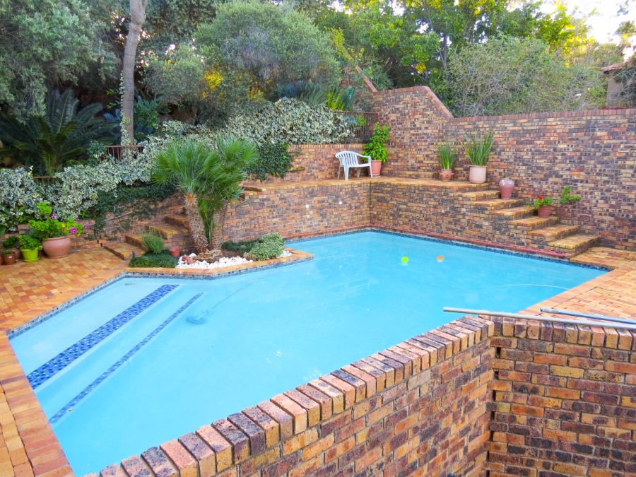 4 Bedroom Property for Sale in Heuwelsig Free State